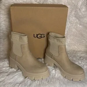 UGG | Shoes | Ugg Brooklyn Chelsea Mustard Seed Size 1  display picture 1